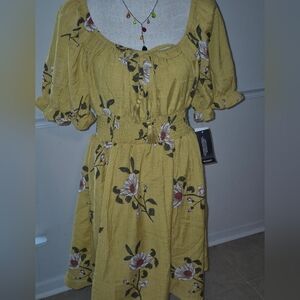 HINT OF BLUSH Floral Golden Yellow Dress